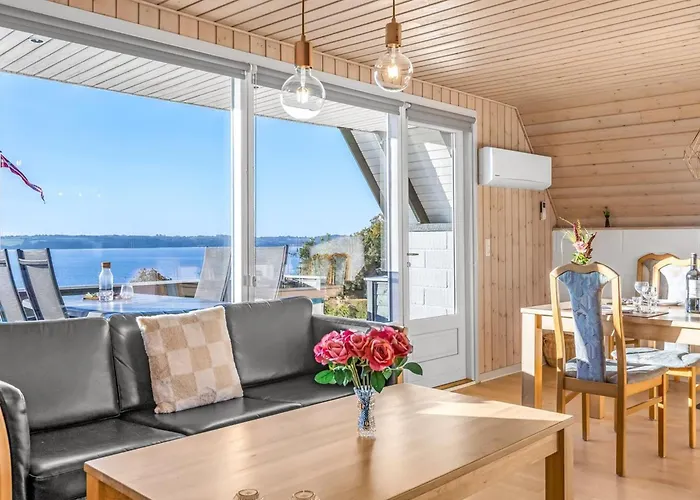 Elisabete - 600m From The Sea By Interhome *